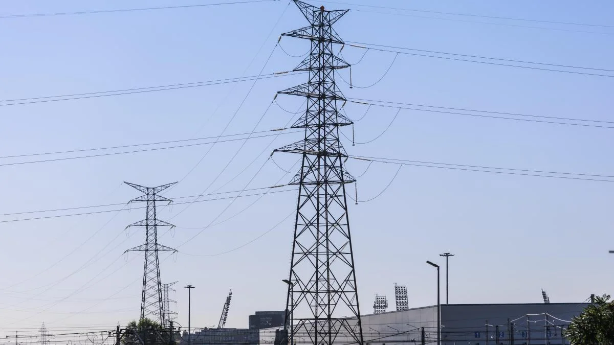 73.600 clientes en Lanzarote sufren cortes de energía y activan la prealerta energética