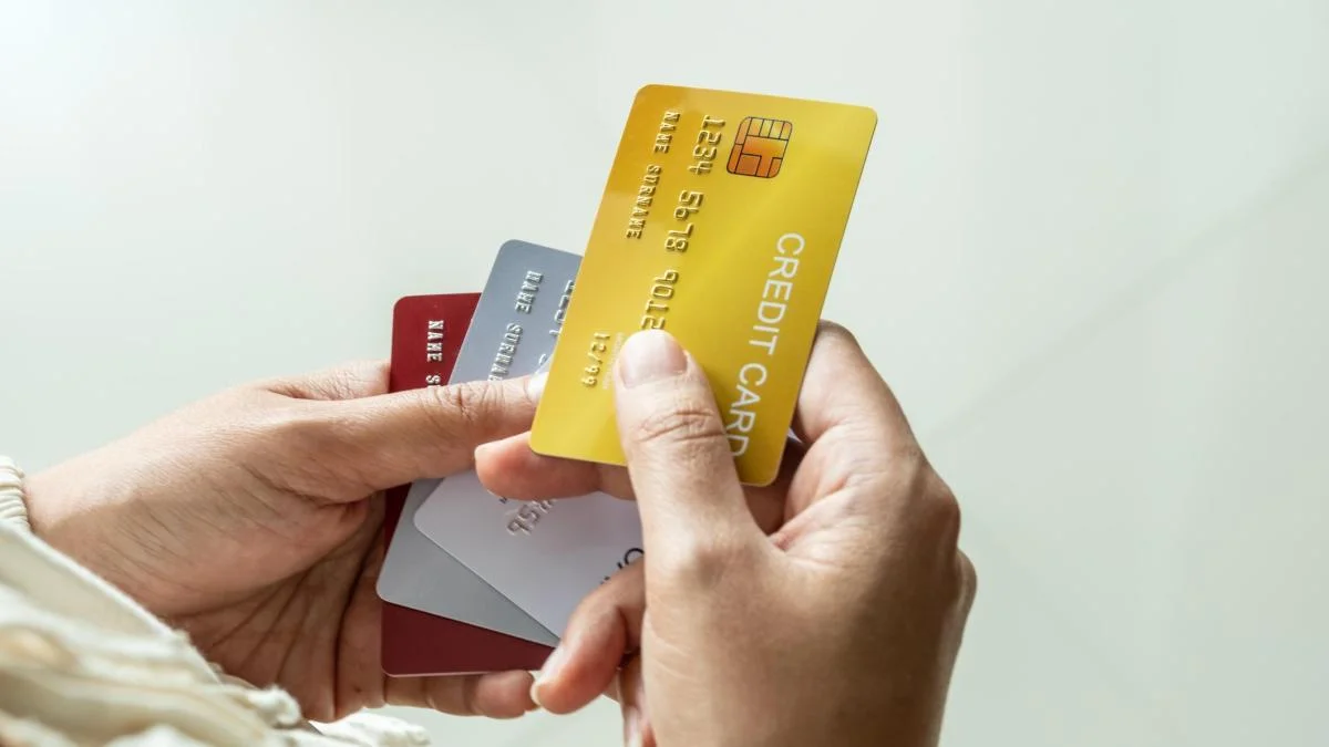 Ahorra en comisiones: las 5 cuentas sin ingresos fijos que revolucionan el mercado hoy