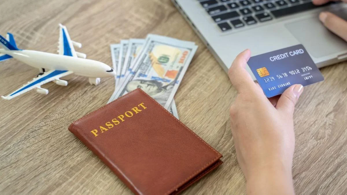 Ahorra en tus viajes: estrategias clave para optimizar el uso de tarjetas hoy