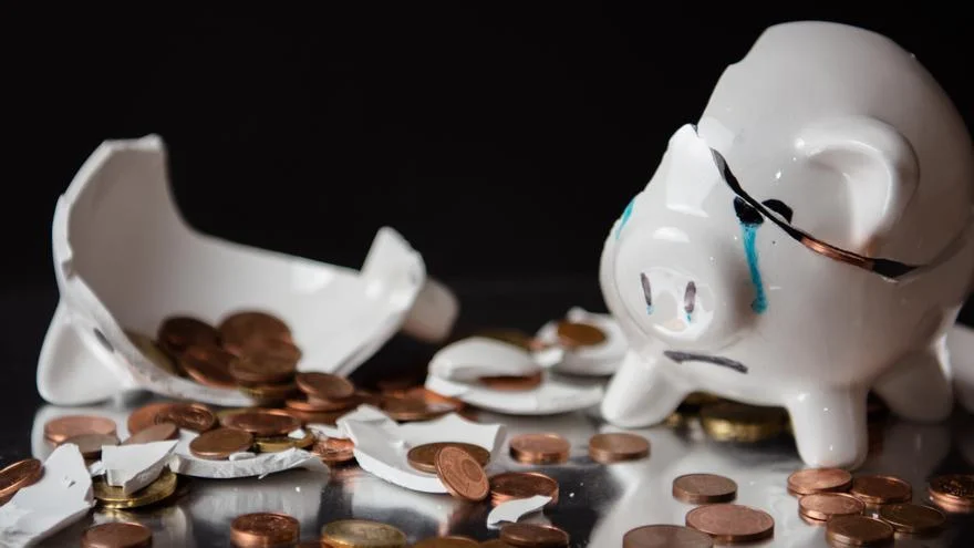 Ahorrar cada mes es posible: el método de una experta que transforma tus finanzas en un día