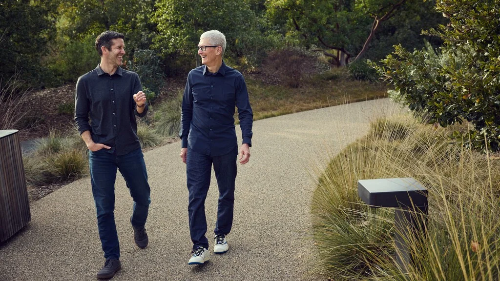 Apple se prepara para una transición clave: Tim Cook cede el mando a John Ternus