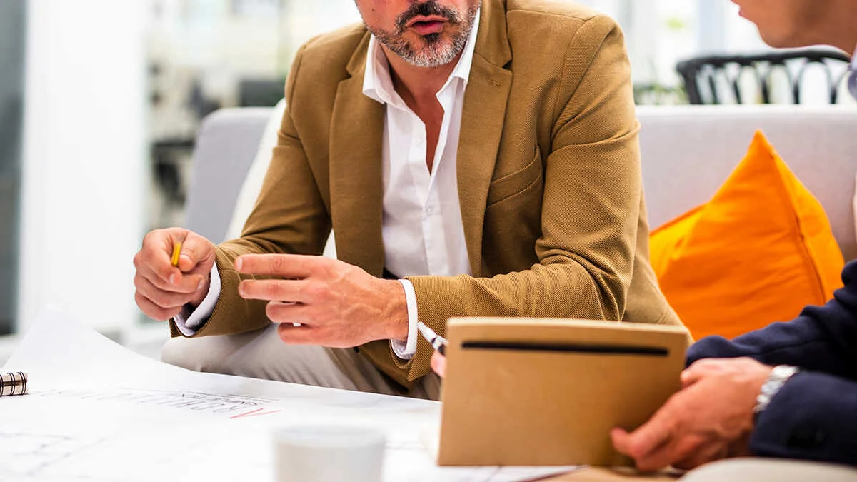 Autónomos de 22 localidades reciben apoyo personalizado con oficinas itinerantes en Madrid