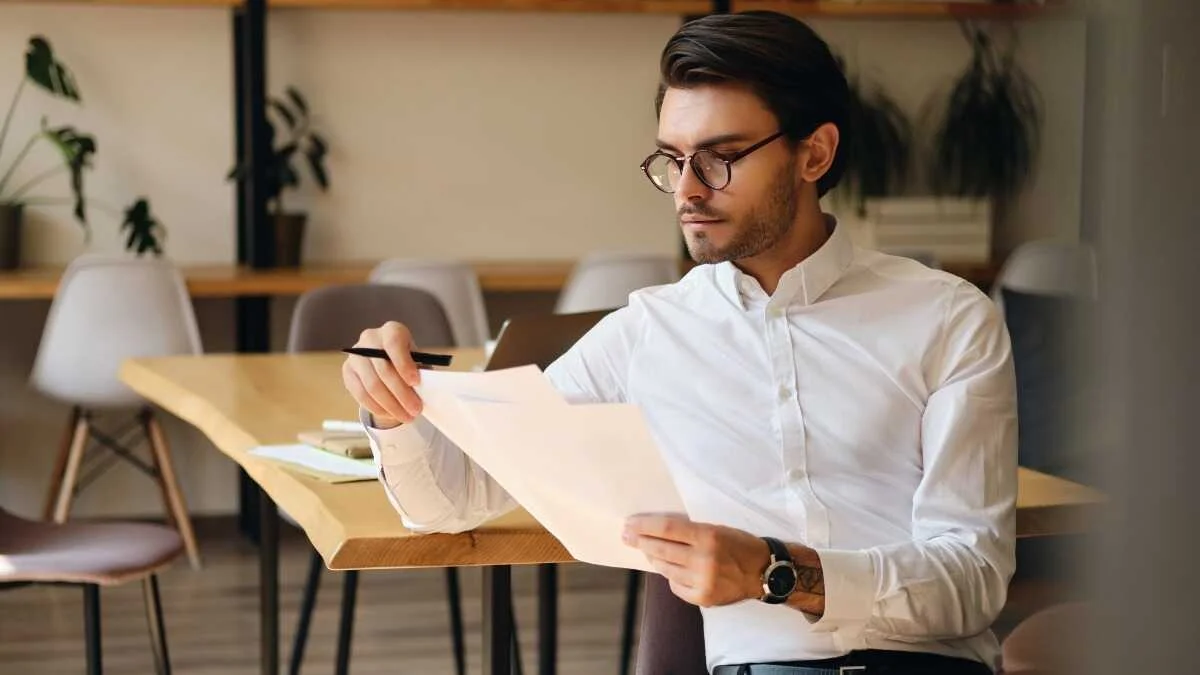 Autónomos enfrentan aumentos en sus cuotas tras la regularización de la Seguridad Social