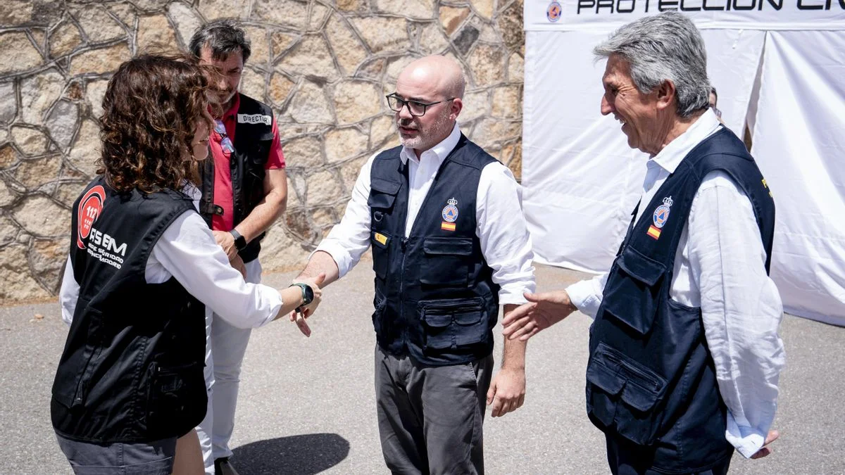 Ayuso utiliza la emergencia nacional para desviar la presión política hacia Sánchez