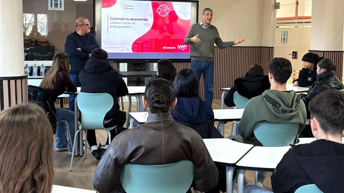 Banco Santander impulsa la educación financiera: ¿qué significa para los jóvenes ahorradores?