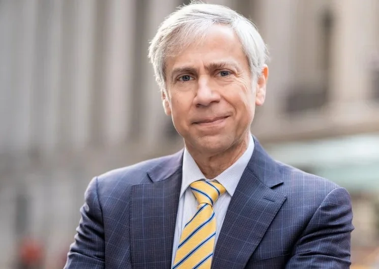 Barry Pollack, defensor de Assange, ahora representa a Nicolás Maduro en su batalla legal