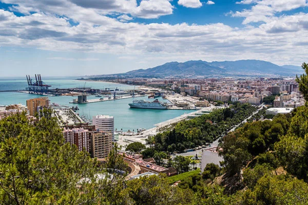 Bestinver amplía su estrategia en el sur: nueva oficina en Málaga para atraer inversores