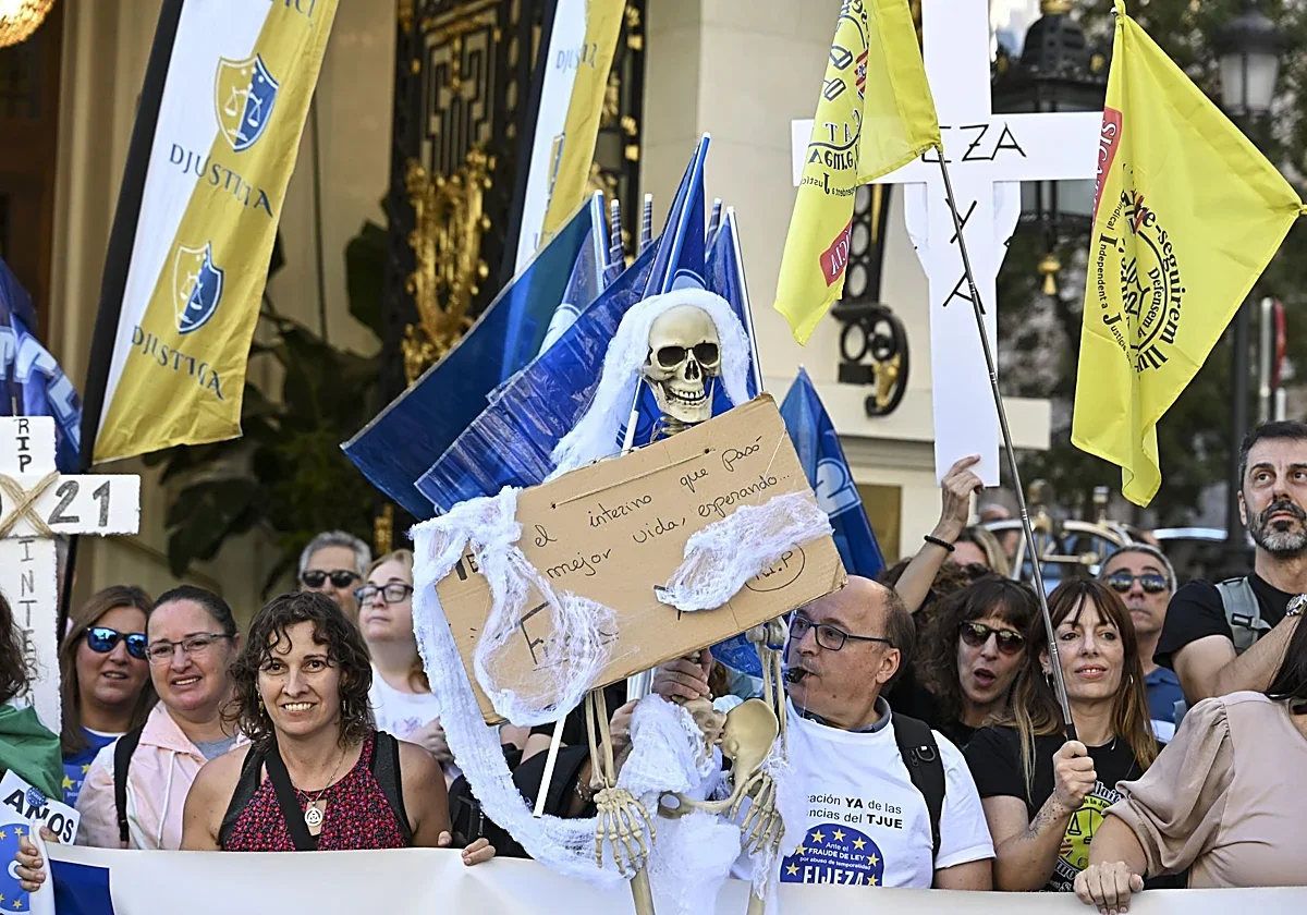 Bruselas espera respuesta de España sobre la temporalidad que afecta a miles de empleados públicos