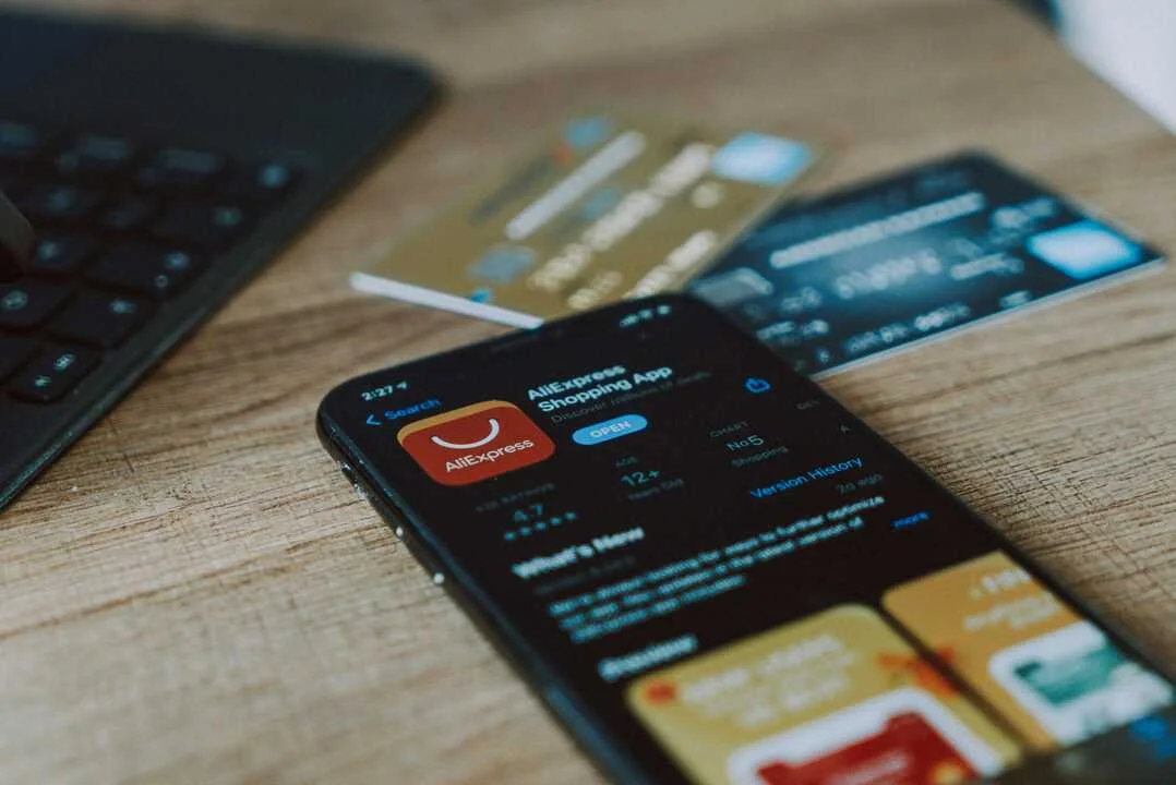 Bruselas refuerza la lucha contra el comercio ilegal con multa de 550 millones a AliExpress