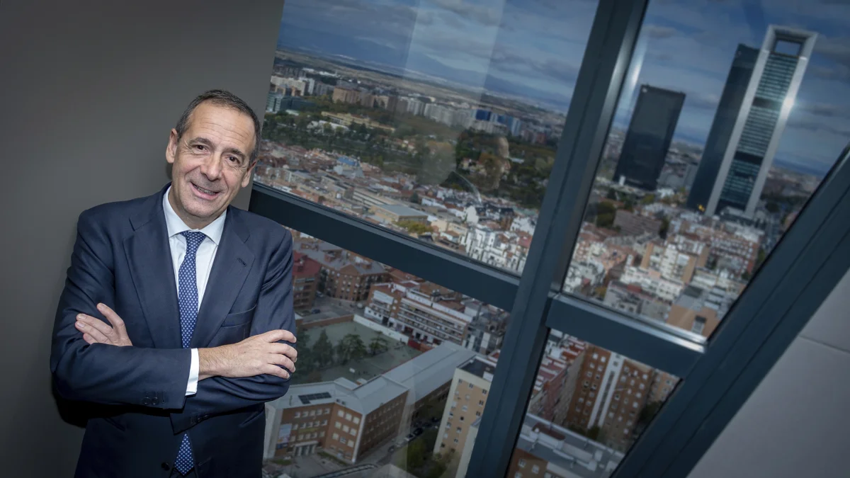 CaixaBank refuerza su dirección con la llegada de Jordi Mondéjar al negocio clave