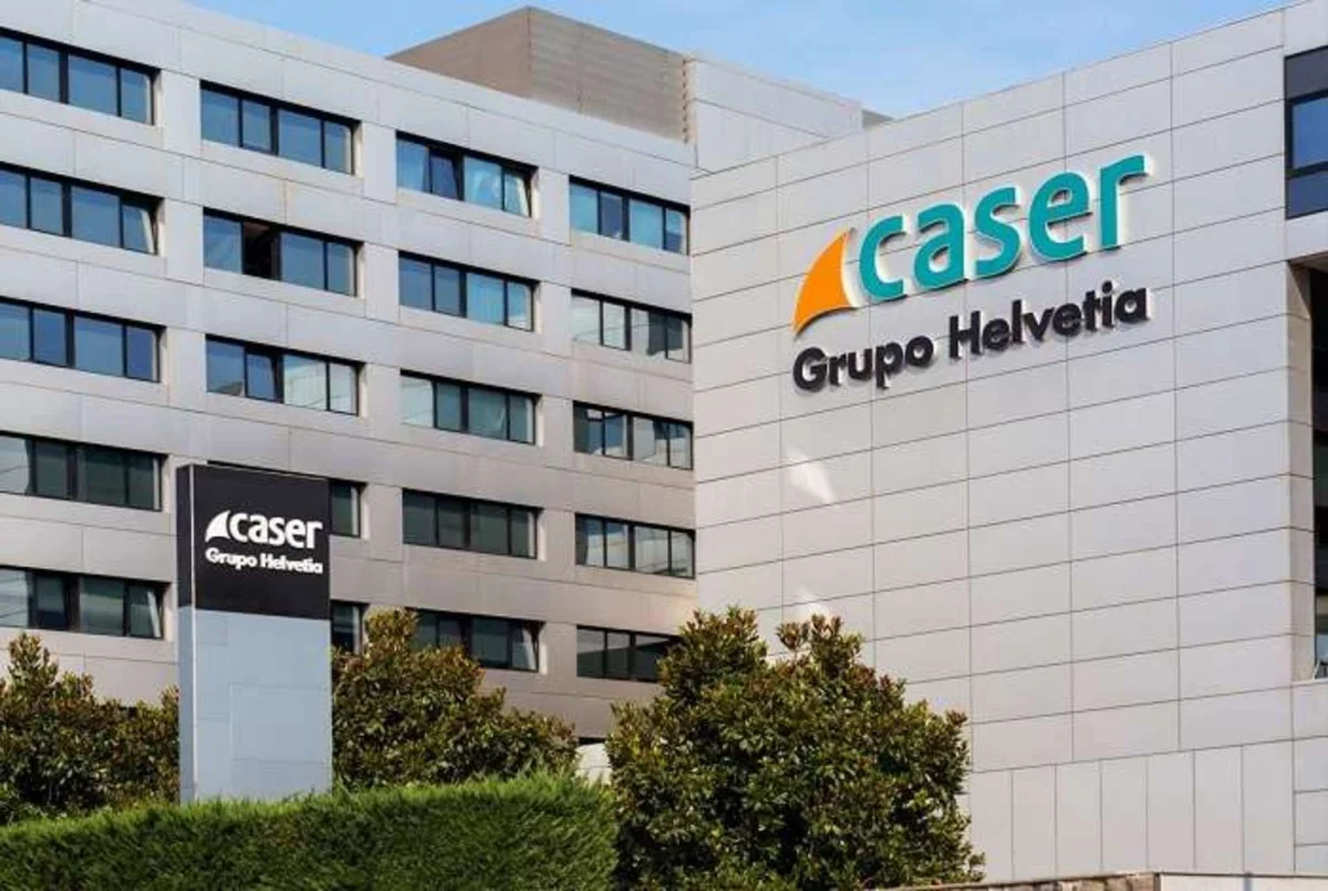 Caser reparte un 50% más en dividendos, impulsando las ganancias de Unicaja e Ibercaja