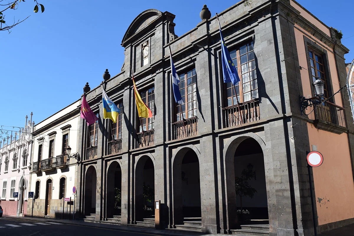 Casi 4.000 vecinos de La Laguna evitan penalizaciones al pagar impuestos a plazos