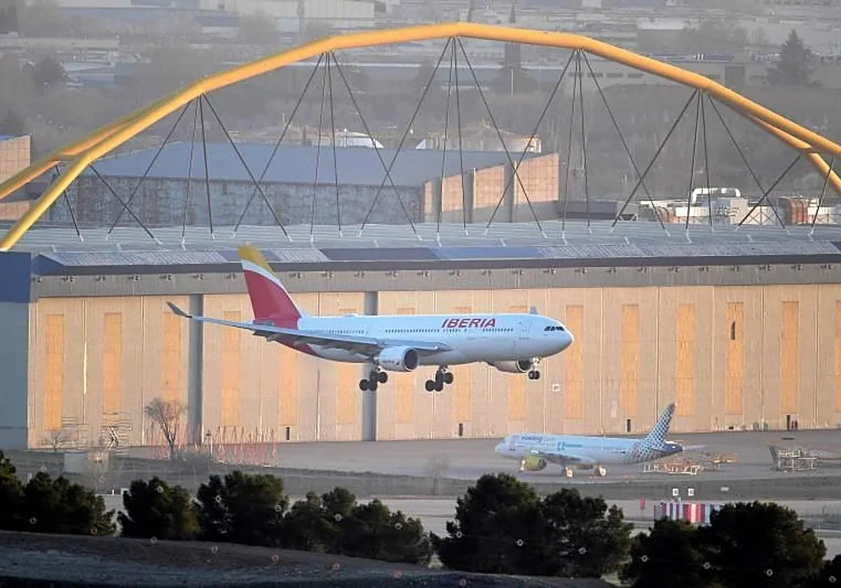 Casi mil empleados de Iberia podrían verse afectados por un ERE voluntario esta semana