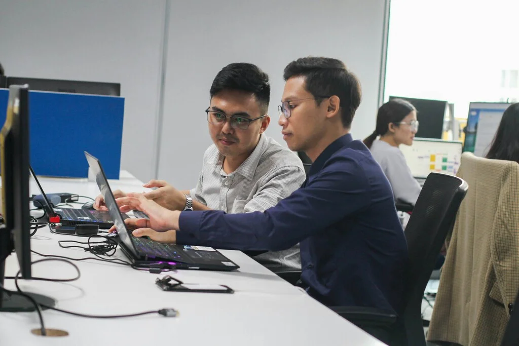 China establece controles en 40 tecnologías clave para proteger su liderazgo en IA global.