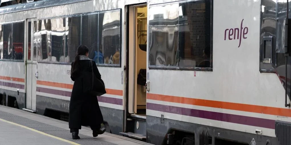 Cientos de pasajeros sufrirán retrasos por la huelga de maquinistas de Renfe hoy