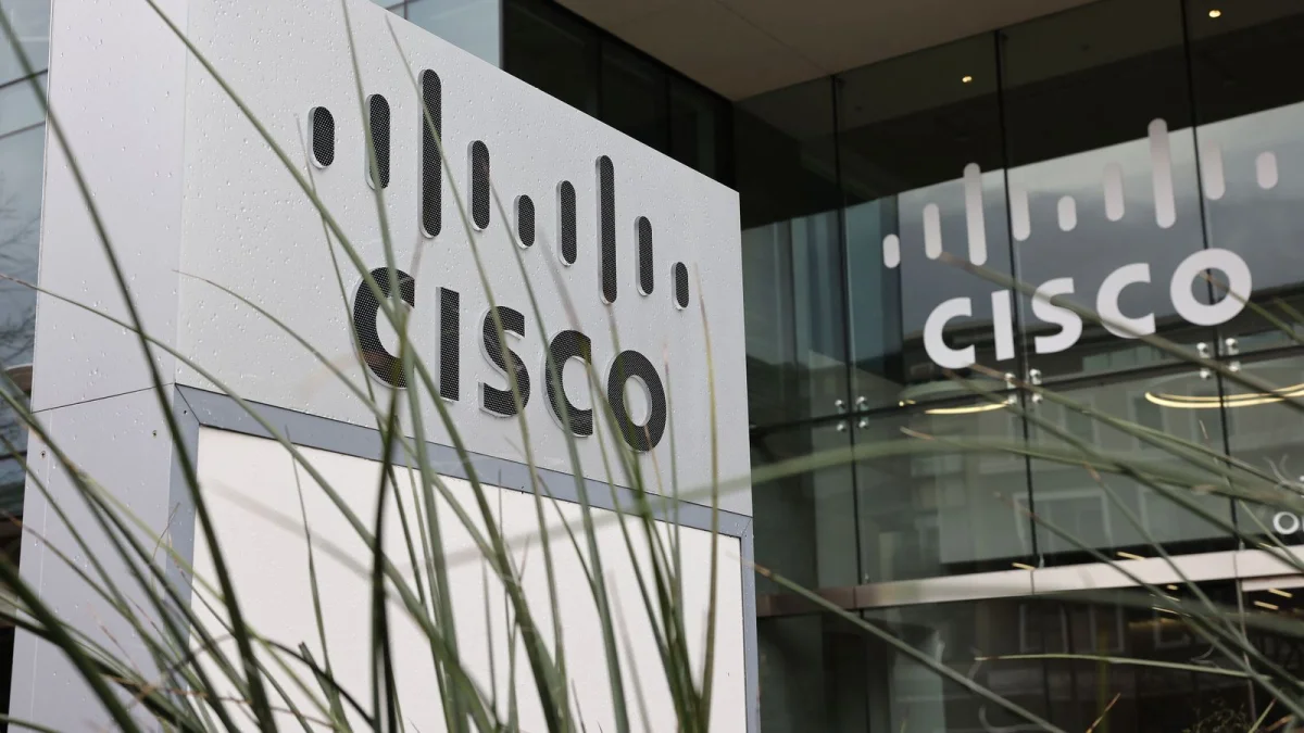 Cisco alcanza máximos históricos en bolsa tras el impulso de la IA con un +13%