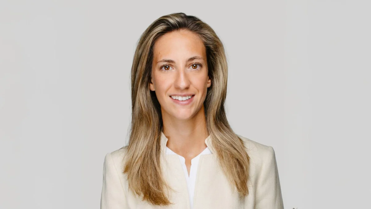 Crescenta refuerza su equipo con una directora experta en inversiones de alto nivel