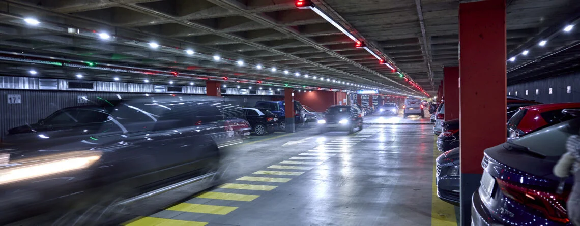 CVC refuerza su posición en el mercado al adquirir iPark por más de 300 millones