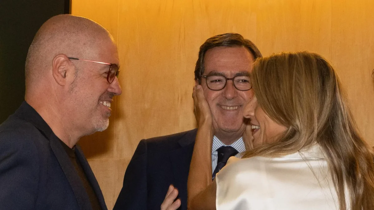 Díaz busca equilibrar el CES: Pimec y Pimeb entran para restar influencia a CEOE