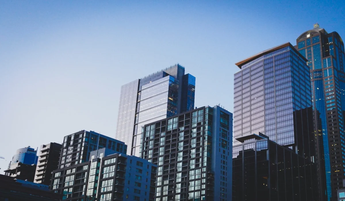 Draycott amplía su influencia en el sector inmobiliario tras adquirir Square AM