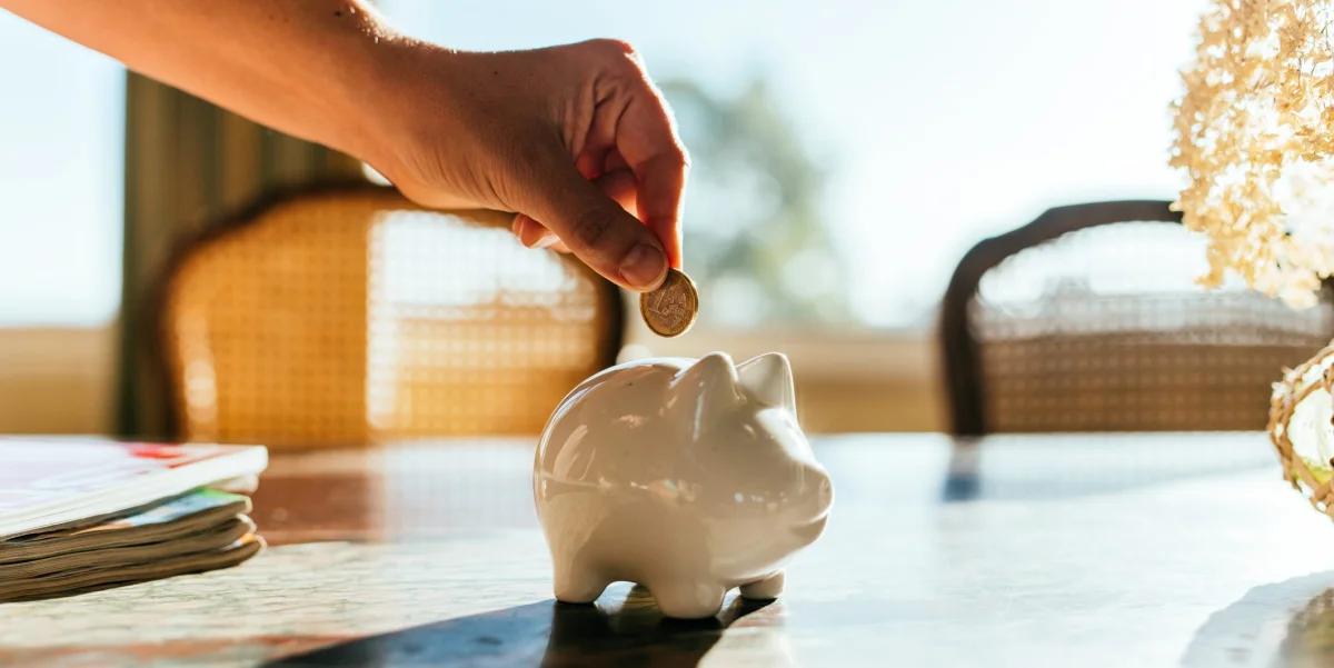 El 80% de los españoles carece de una red de seguridad financiera, advierte experta en finanzas