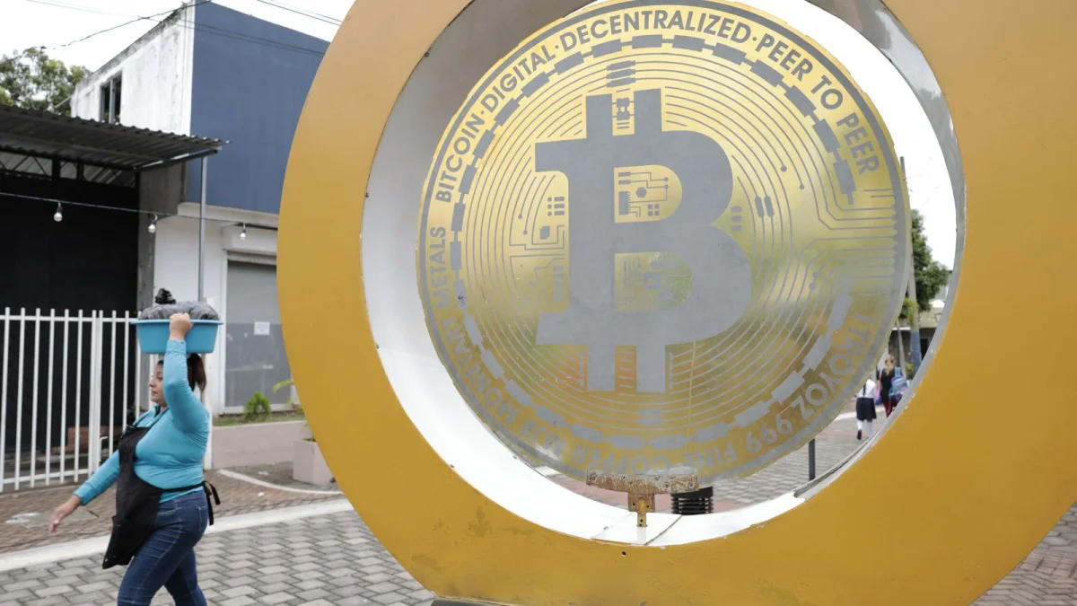 El auge del bitcoin entre los españoles desplaza al Ibex 35 como inversión preferida