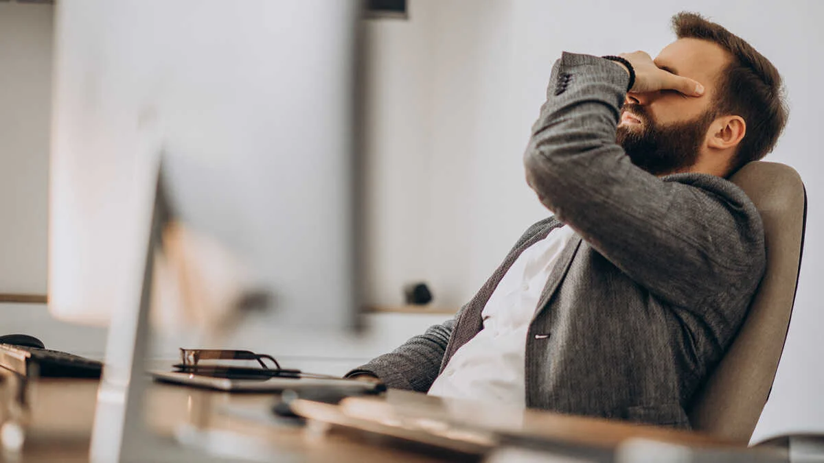 El aumento de bajas por salud mental afecta la productividad de las pymes en España