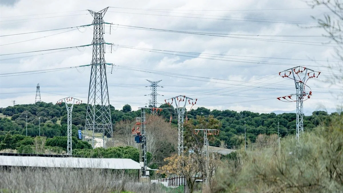 El aumento de precios de la luz afecta a millones de hogares europeos por ola de calor