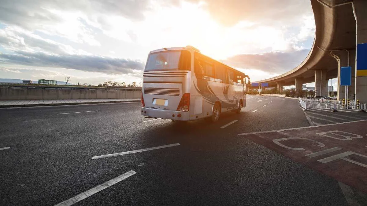 El aumento del carburante amenaza la viabilidad de las empresas de autobuses en España