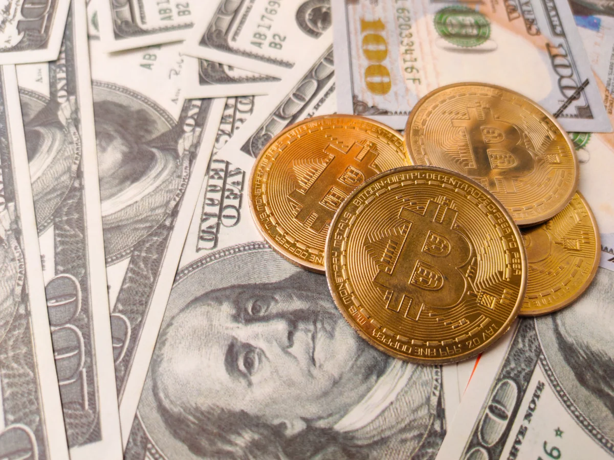 El capital institucional impulsa el repunte del bitcoin en abril