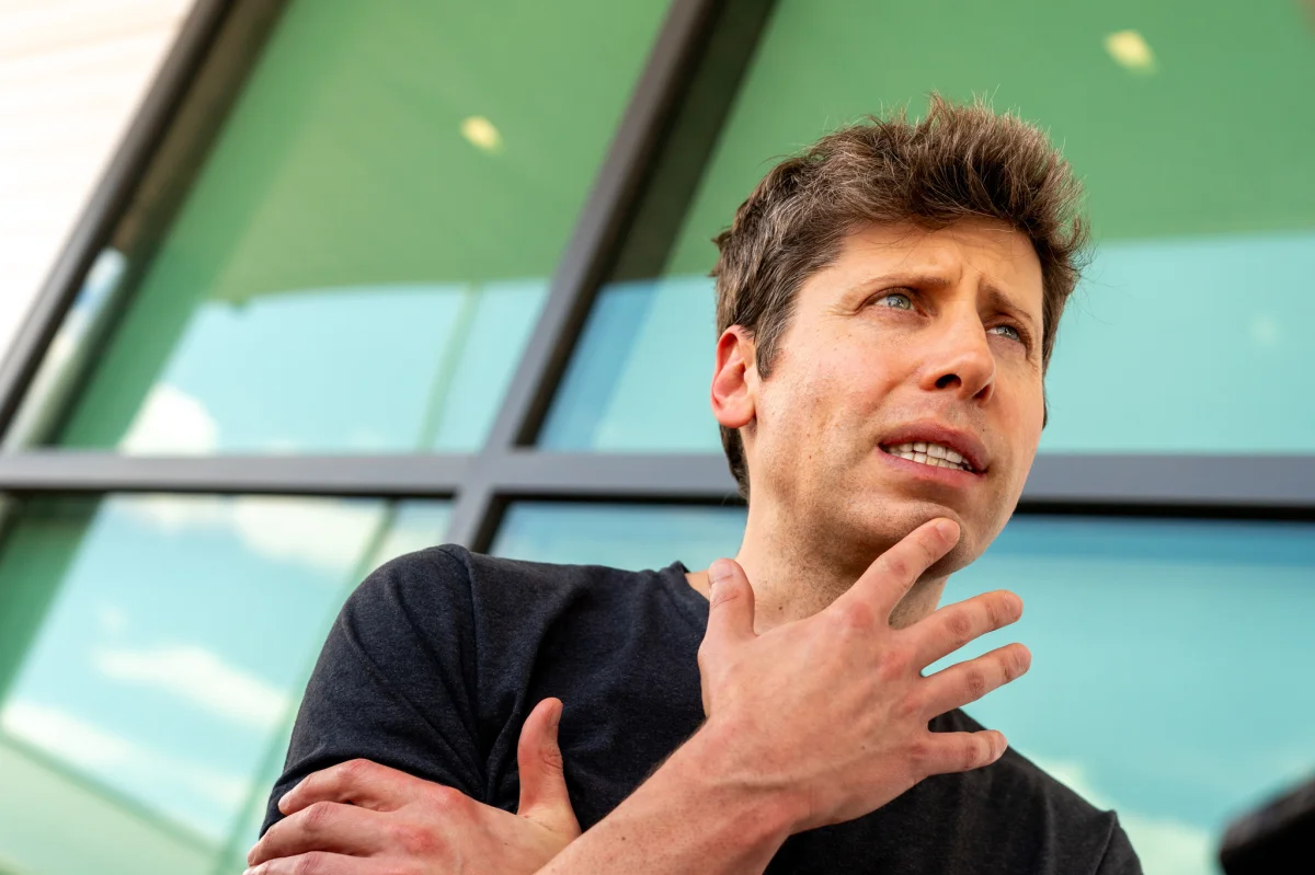 El CEO de OpenAI advierte sobre los riesgos de la IA antes de considerar la salida a Bolsa