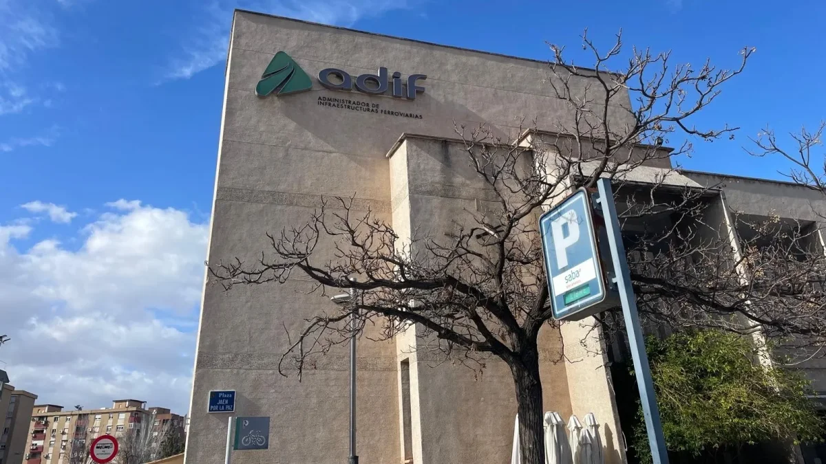 El ciberataque a Adif y Renfe pone en riesgo la seguridad de sus proveedores clave
