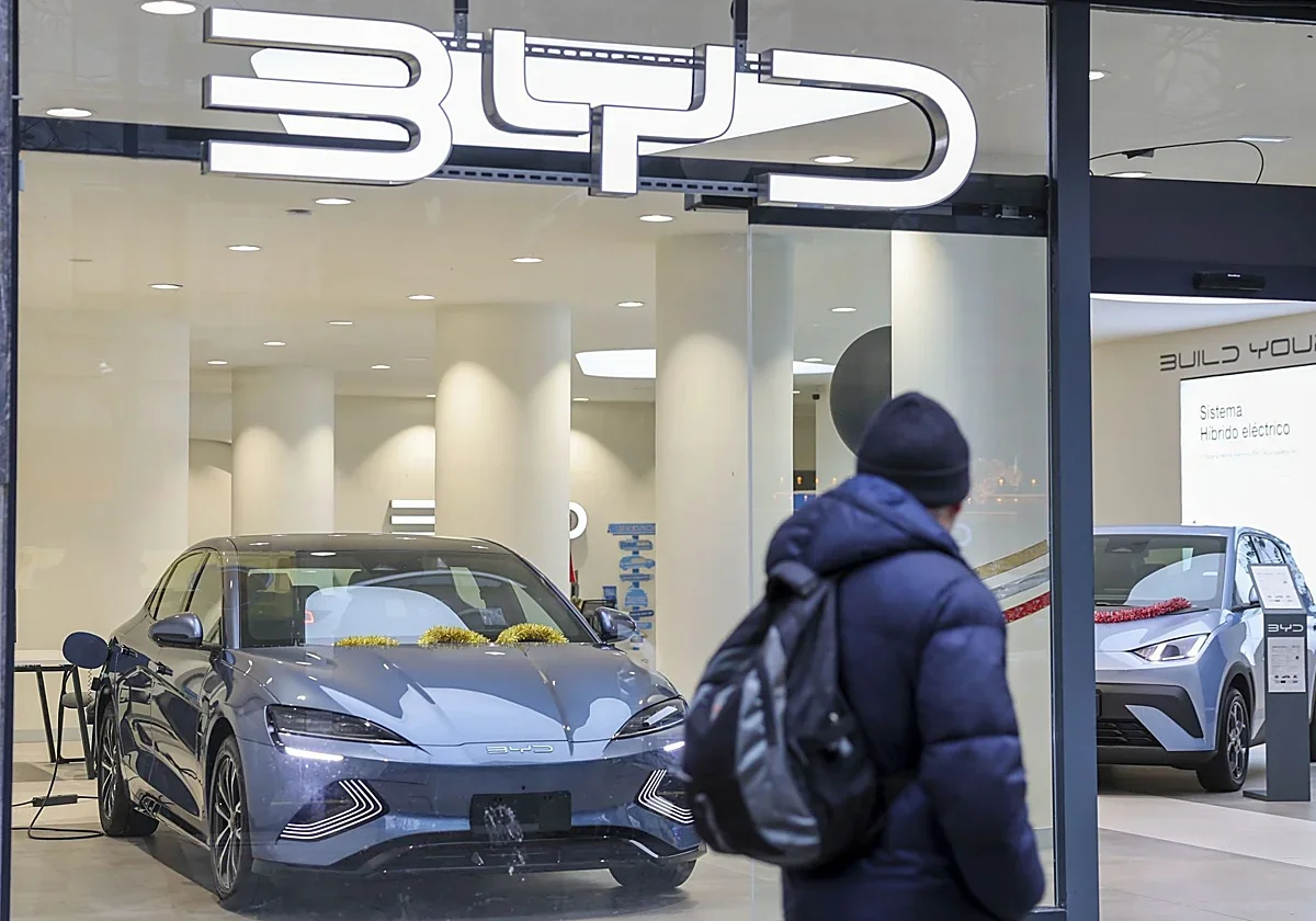 El déficit comercial con China se agrava por el auge de los coches eléctricos asiáticos