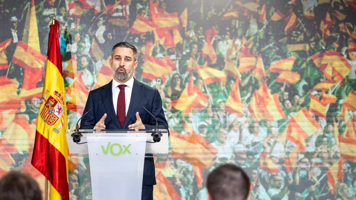 El desafío de Abascal a Guardiola redefine la estrategia política en Aragón frente a Feijóo
