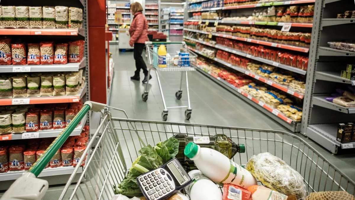 El descenso del ahorro familiar provoca incertidumbre en la economía española