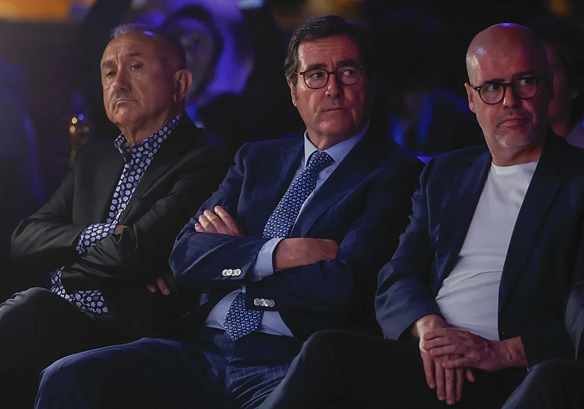 El desgaste del diálogo social provoca tensiones en el Gobierno y los sindicatos