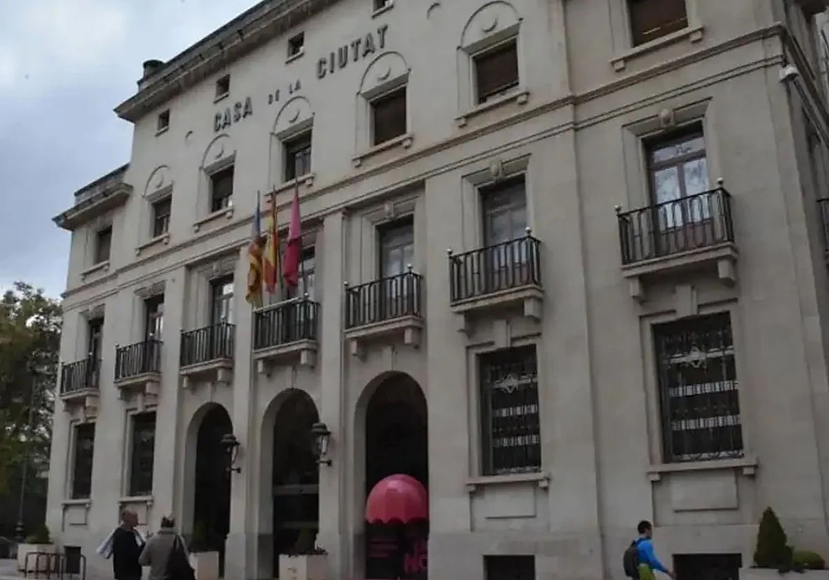 El enfrentamiento entre PP y el gobierno de Xàtiva afecta la gestión fiscal local