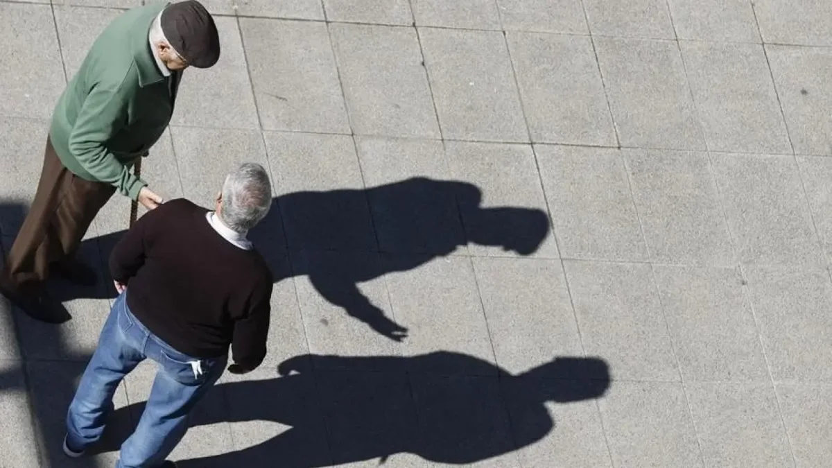 El envejecimiento amenaza con reducir el nivel de vida en España y exige más productividad