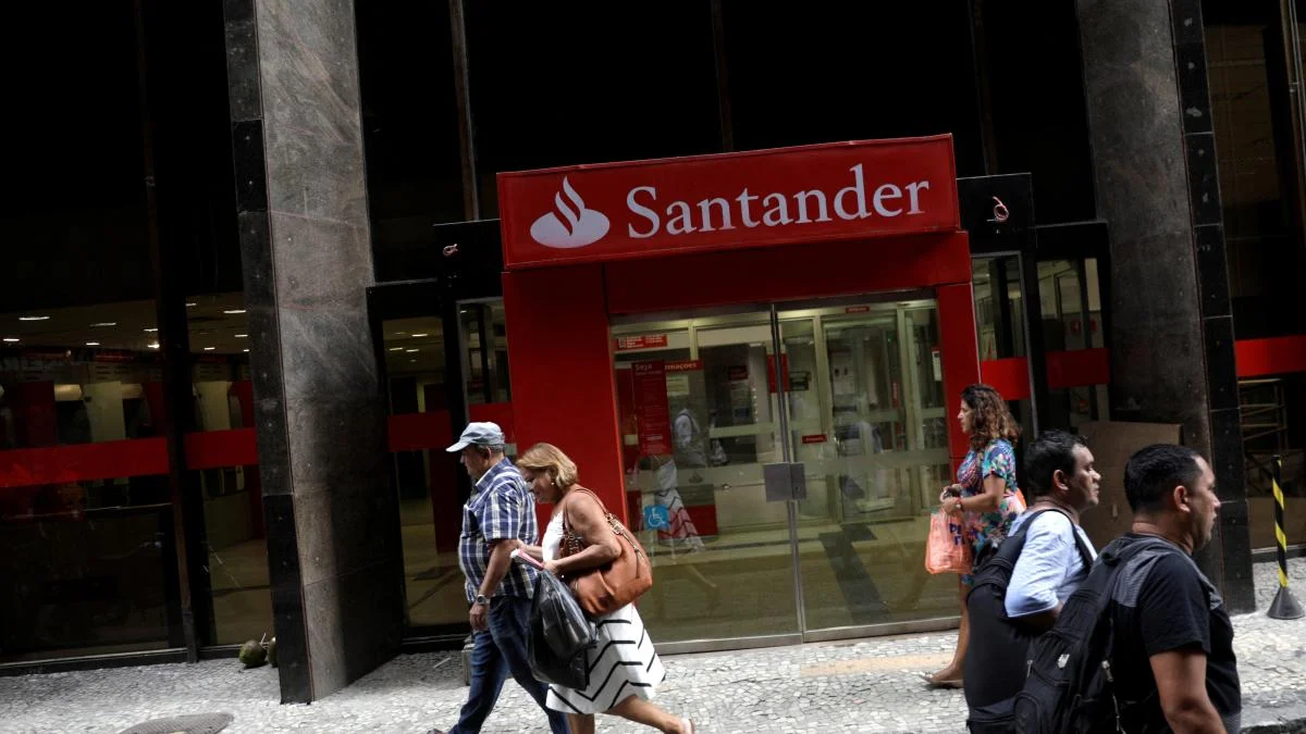 El ERE de Santander afectará a cientos de empleados tras completar su transformación digital