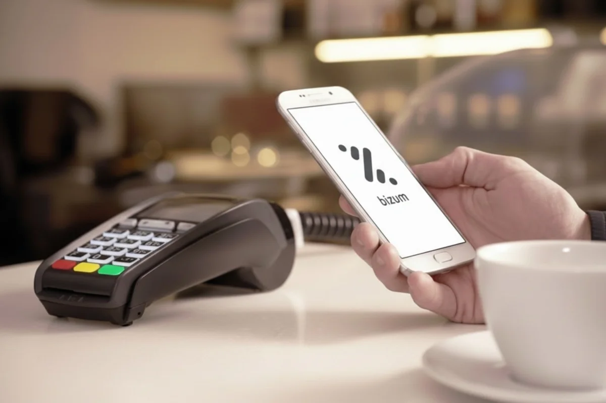 El euro digital podría revolucionar los pagos en España, desafiando a Bizum y tarjetas americanas.