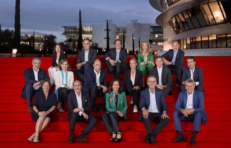 El futuro de Santander en juego: la incertidumbre sobre Daurella y Romana como consejeras