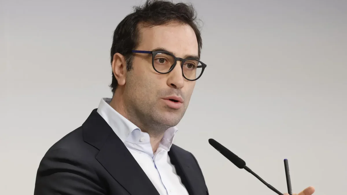 El Gobierno prepara medidas fiscales para frenar el impacto de la guerra en la luz