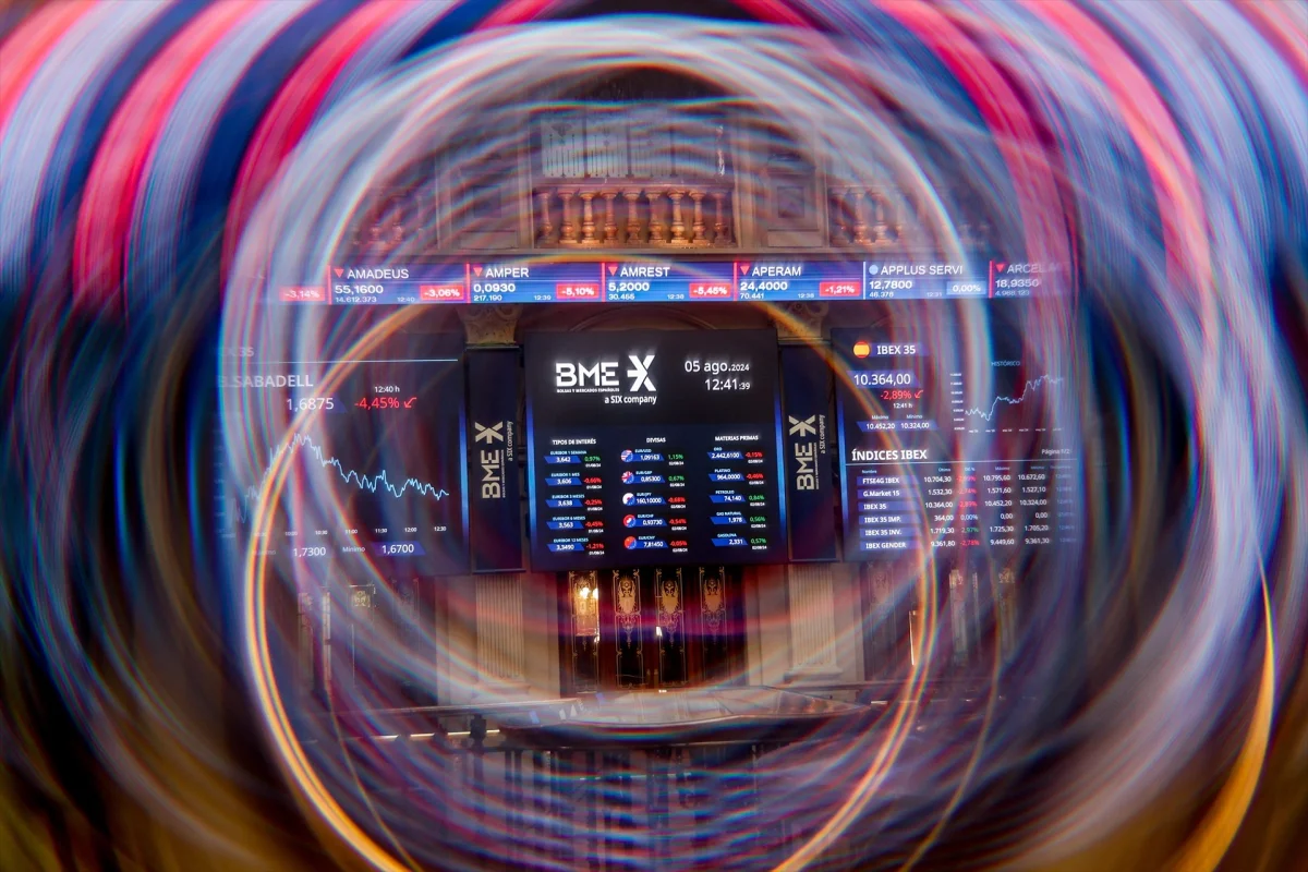 El IBEX 35 resiste la presión del petróleo y limita su caída a un 0,1% esta semana