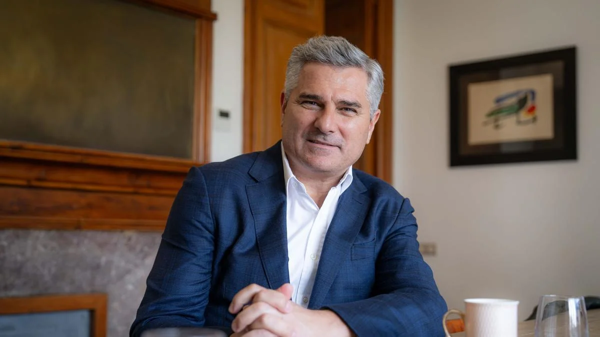 El impacto de un monje: cómo la sabiduría financiera transforma el ahorro personal