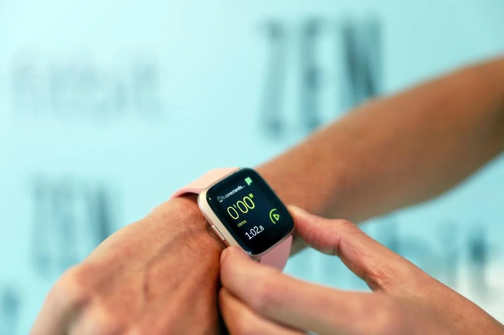 El mercado de pulseras de salud crece un 30% mientras la demanda se dispara