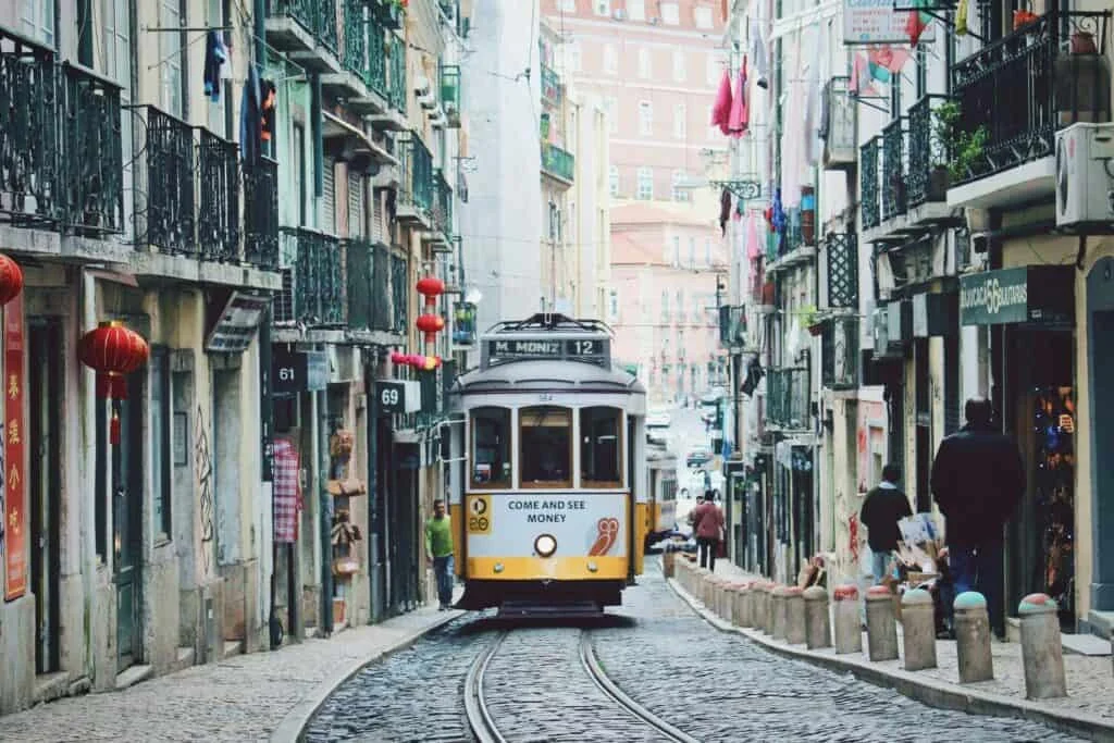 El mercado laboral portugués se transforma: un 20% más de titulados en un año