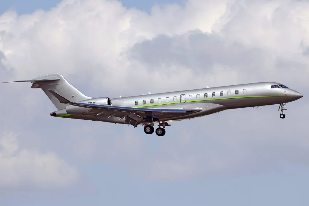 El nuevo avión supera récords de velocidad y promete revolucionar la aviación comercial.