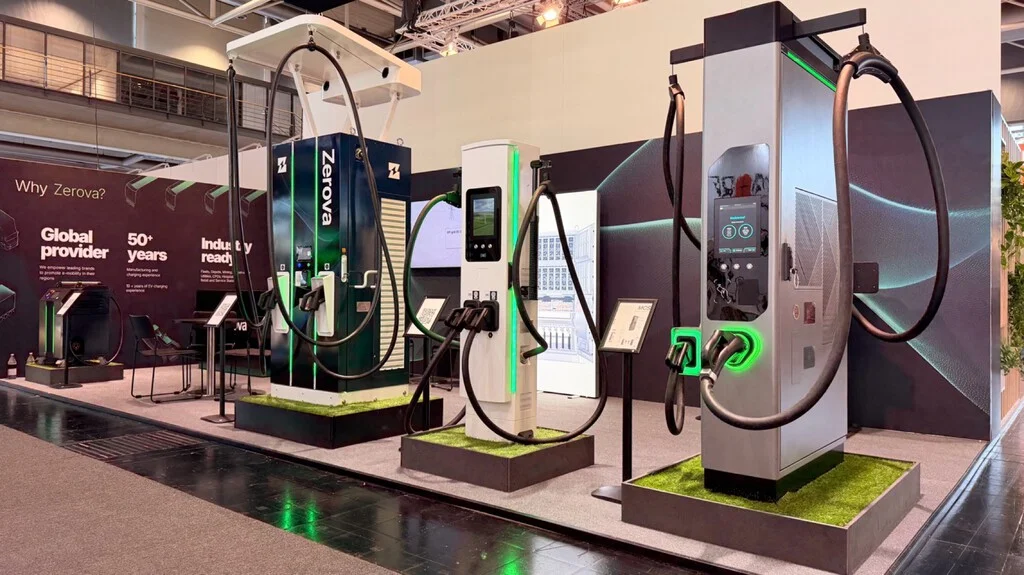 El nuevo sistema de carga rápida transforma el transporte de camiones eléctricos en minutos