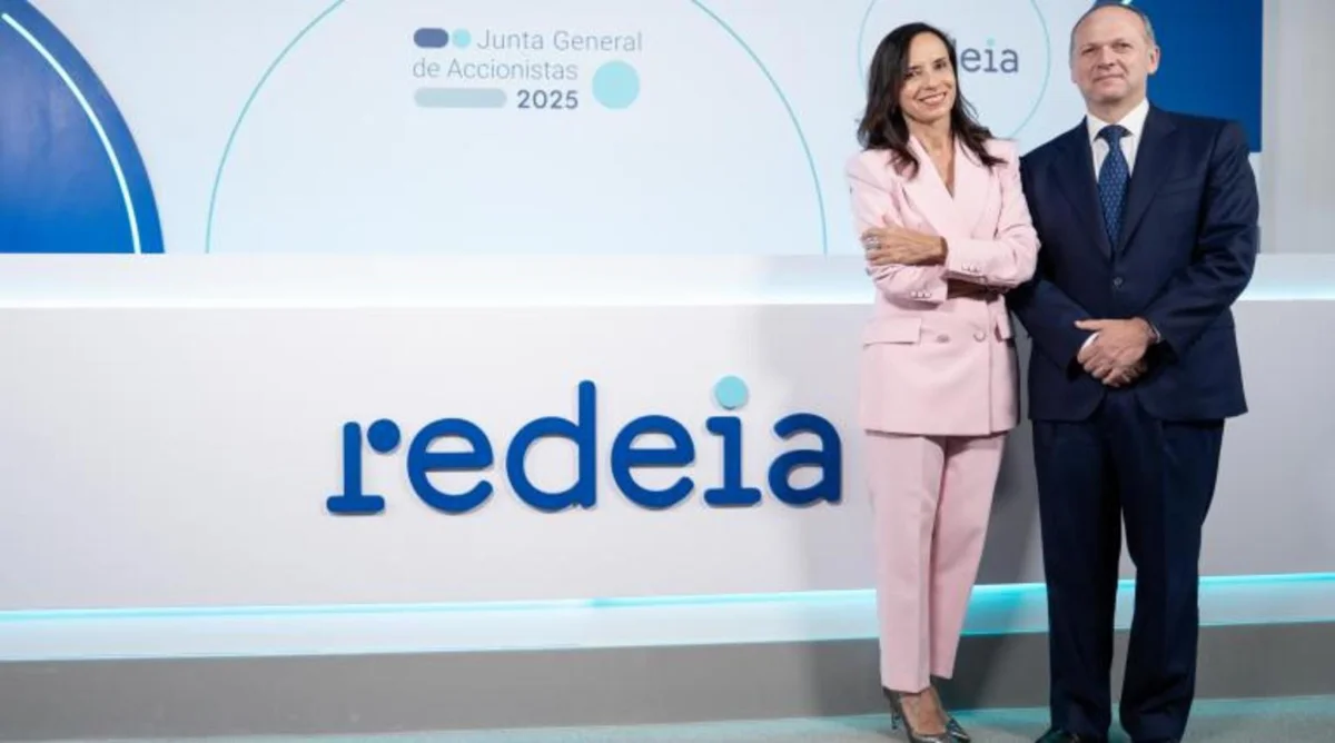 El plan de 13.000 millones de Redeia promete modernizar la red eléctrica y mejorar el suministro.