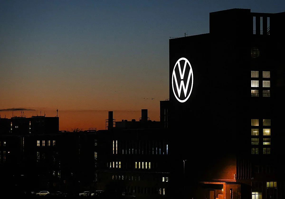 El plan de Volkswagen pone en riesgo 100.000 empleos globalmente hasta 2030